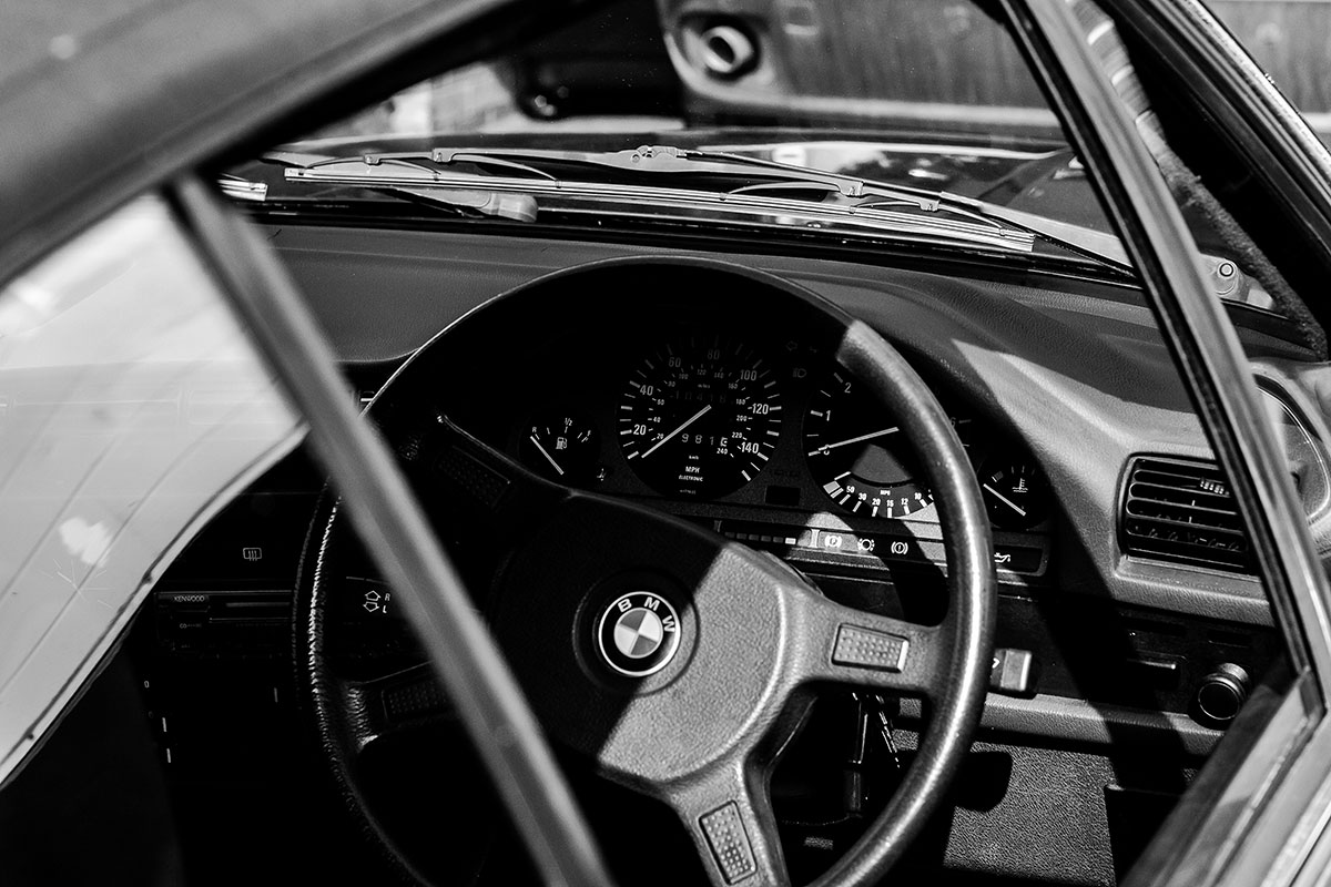 BMW E30 Convertible inside