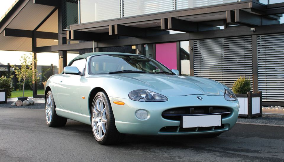 Jaguar XK8